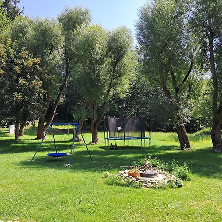 Chwila Moment - Dom W Okolicy Czarnej Gory, Nad Rzeka Βίλα Stronie Śląskie Εξωτερικό φωτογραφία